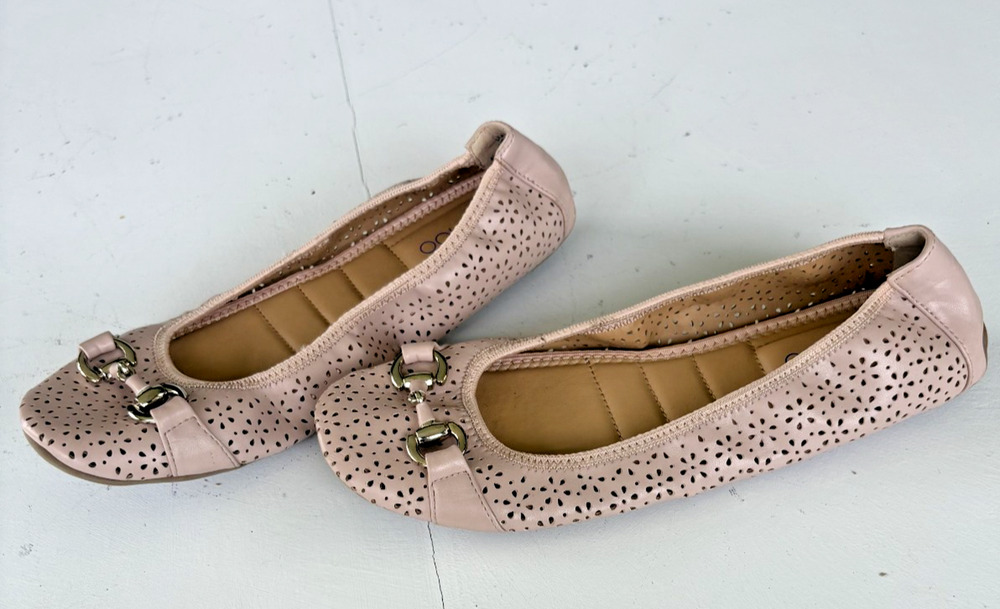 🩰 Me Too Comfort Scrunch Ballet Flats 8.5 M Pink Leatherette; Horse Bit Straps